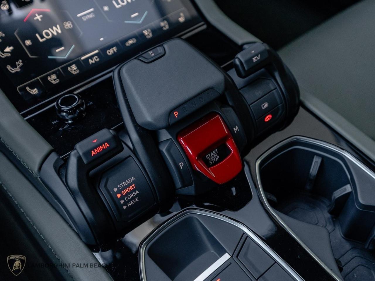 2025 Lamborghini Urus SE West Palm Beach FL