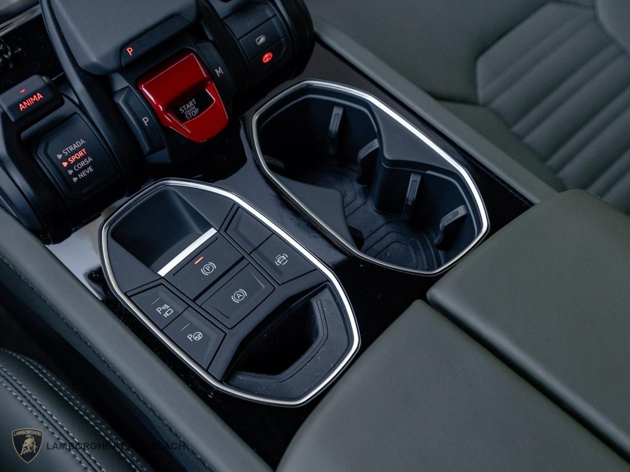 2025 Lamborghini Urus SE West Palm Beach FL