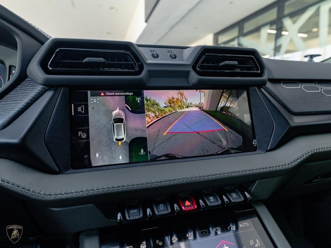 2025 Lamborghini Urus SE West Palm Beach FL