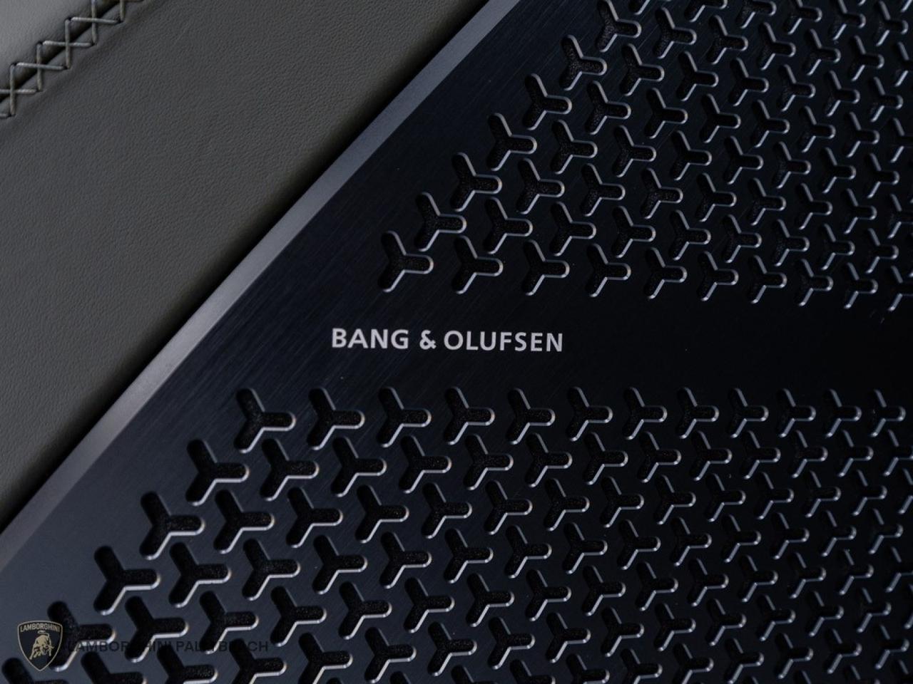 2025 Lamborghini Urus SE West Palm Beach FL