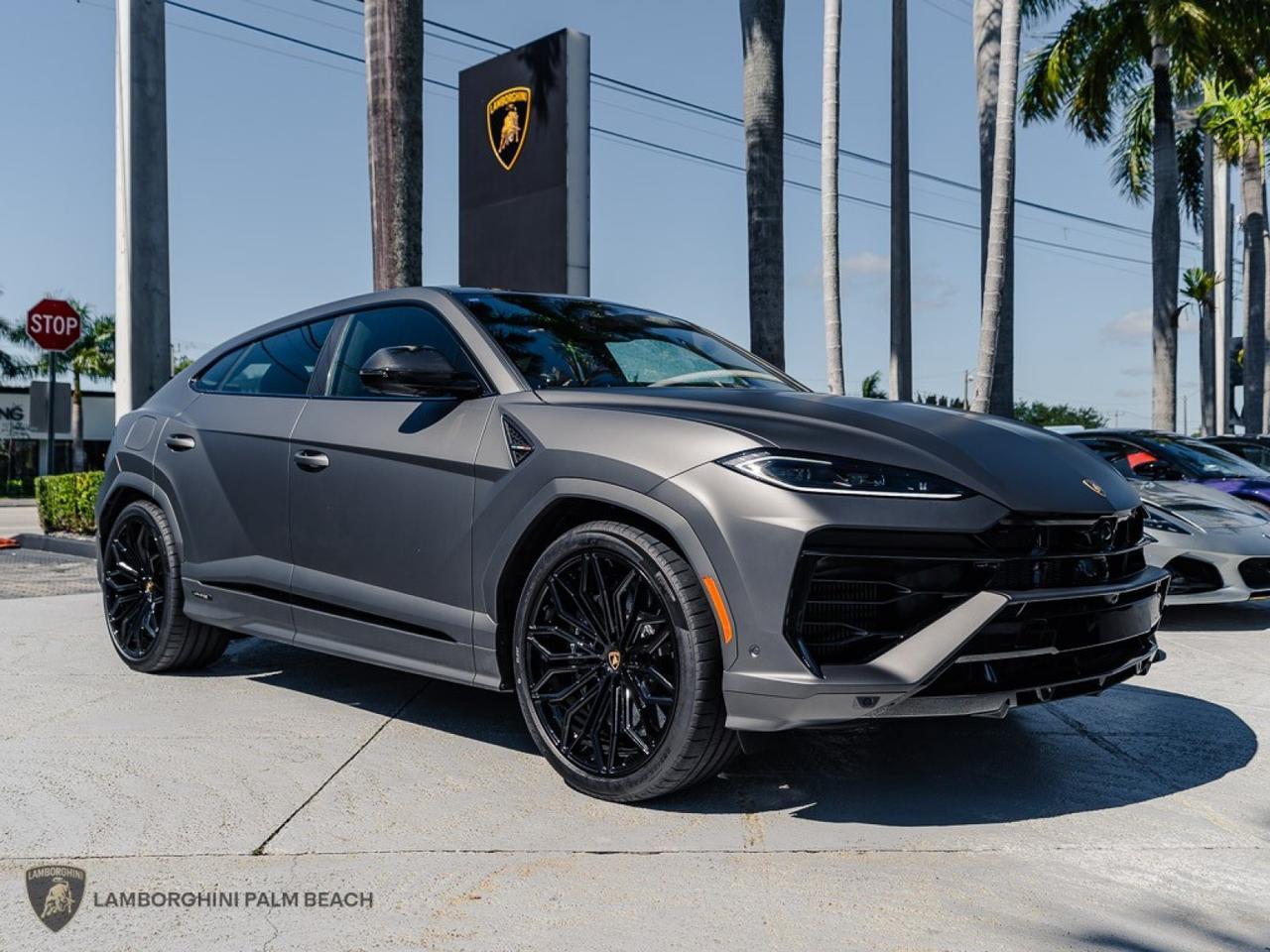 2025 Lamborghini Urus SE West Palm Beach FL