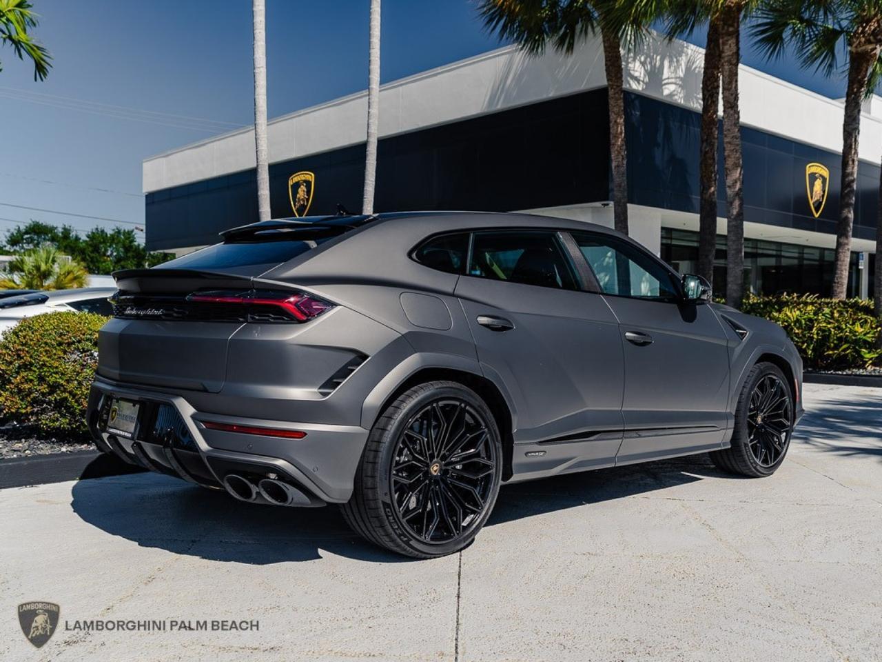 2025 Lamborghini Urus SE West Palm Beach FL