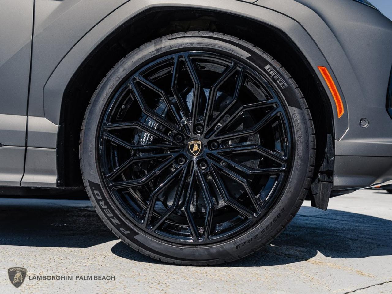 2025 Lamborghini Urus SE West Palm Beach FL