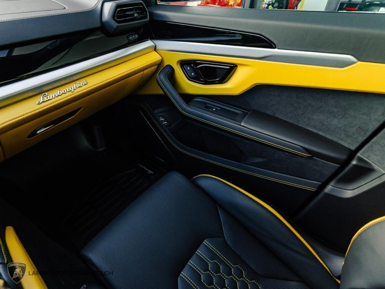 2025 Lamborghini Urus SE West Palm Beach FL