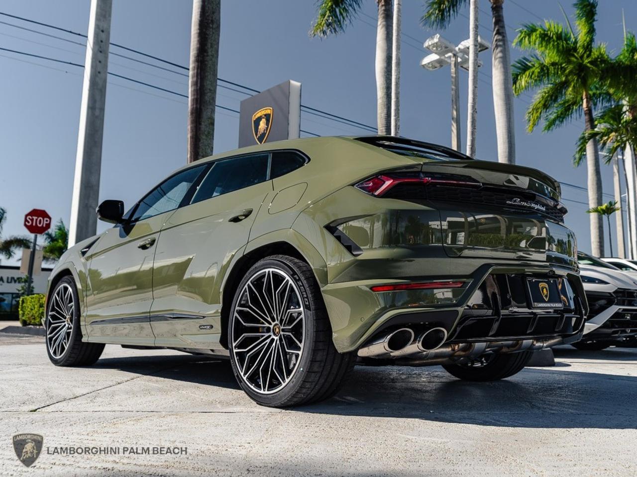 2025 Lamborghini Urus SE West Palm Beach FL