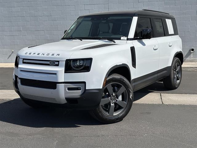 2026 Land Rover Range Rover Evoque S photo 18