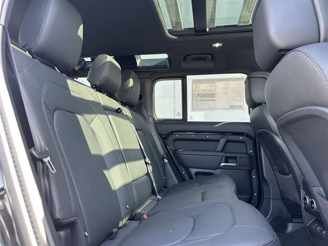 2025 Land Rover Defender 110 P400 X-Dynamic SE Tucson AZ