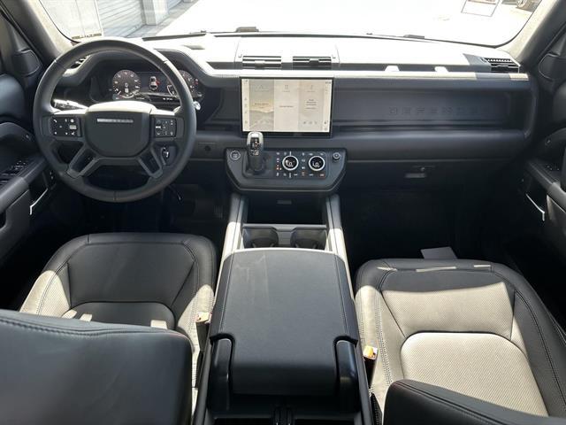 2025 Land Rover Defender 110 P400 X-Dynamic SE Tucson AZ