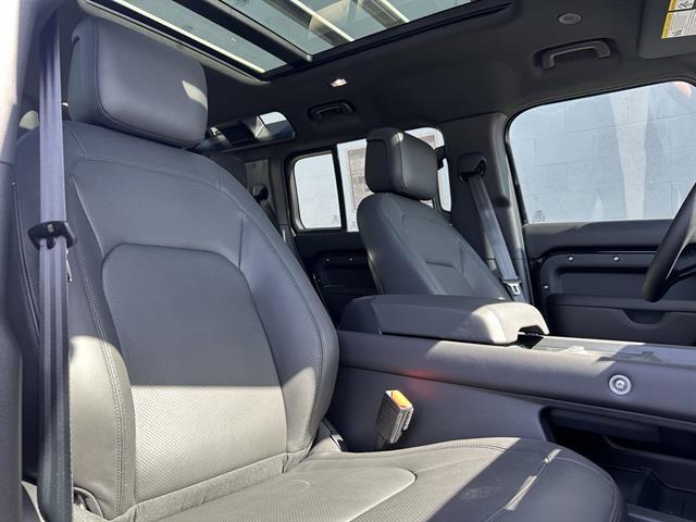 2025 Land Rover Defender 110 P400 X-Dynamic SE Tucson AZ