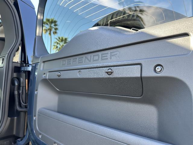 2025 Land Rover Defender 110 P400 X-Dynamic SE Tucson AZ