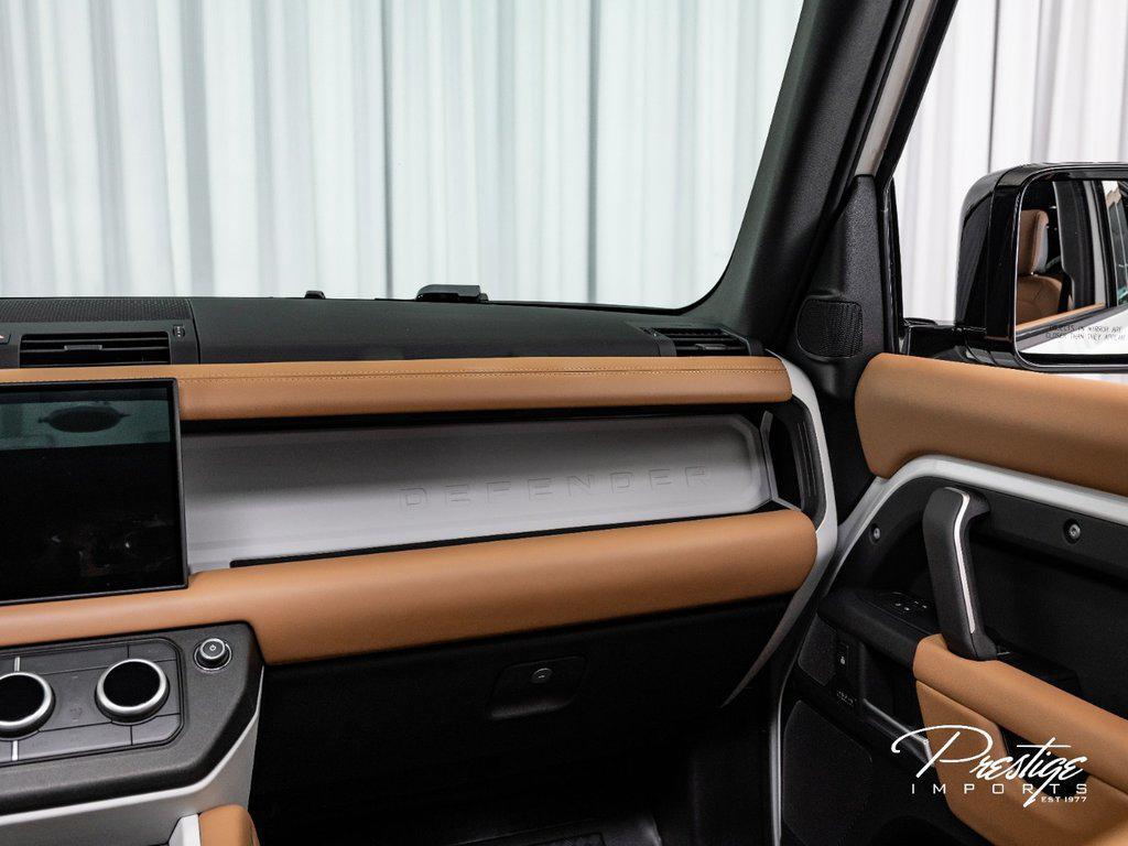 2025 Land Rover Defender 110 P500 X-Dynamic SE North Miami Beach FL