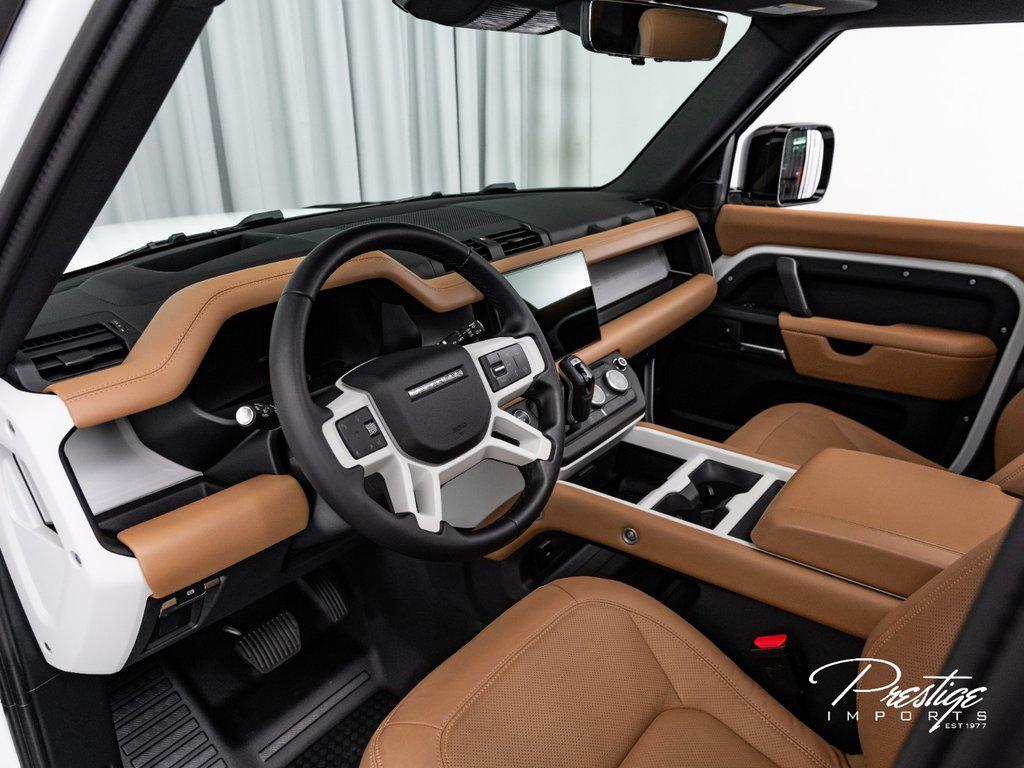2025 Land Rover Defender 110 P500 X-Dynamic SE North Miami Beach FL