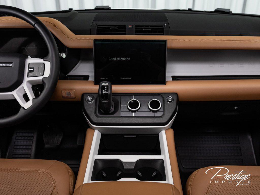 2025 Land Rover Defender 110 P500 X-Dynamic SE North Miami Beach FL