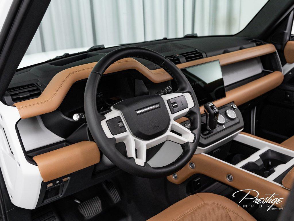 2025 Land Rover Defender 110 P500 X-Dynamic SE North Miami Beach FL