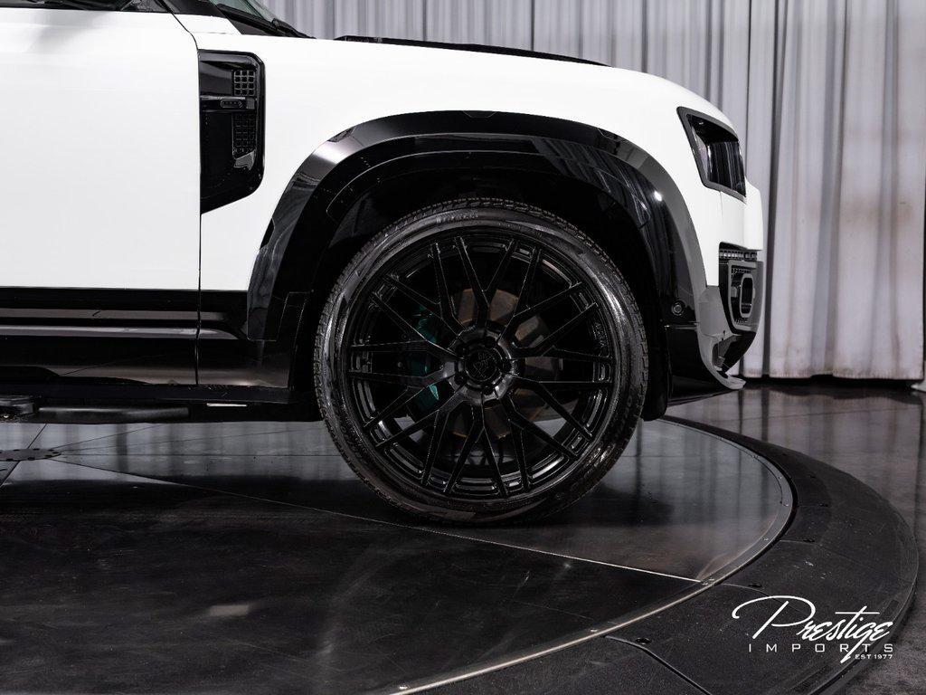 2025 Land Rover Defender 110 P500 X-Dynamic SE North Miami Beach FL