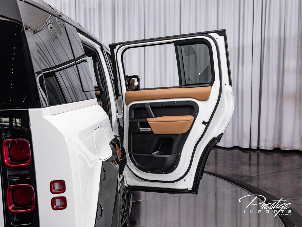 2025 Land Rover Defender 110 P500 X-Dynamic SE North Miami Beach FL