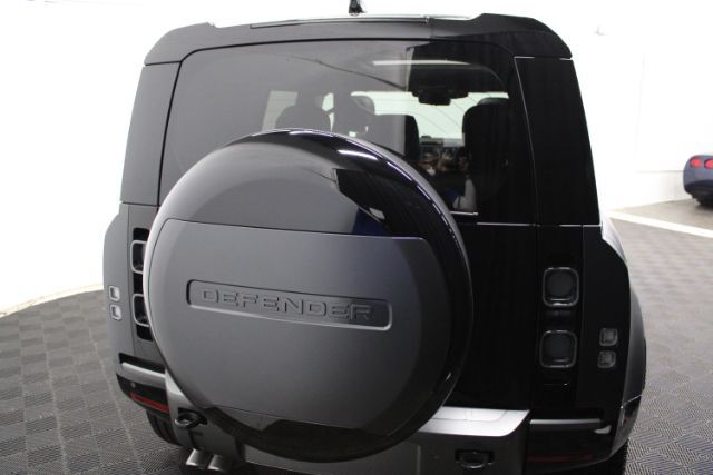 2025 Land Rover Defender 110 P525 V8 Chantilly VA