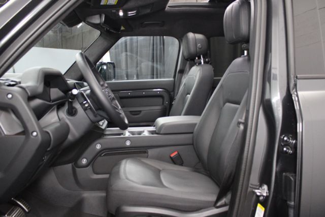 2025 Land Rover Defender 110 P525 V8 Chantilly VA