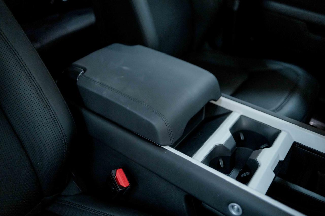 2025 Land Rover Defender 110 S Marietta GA