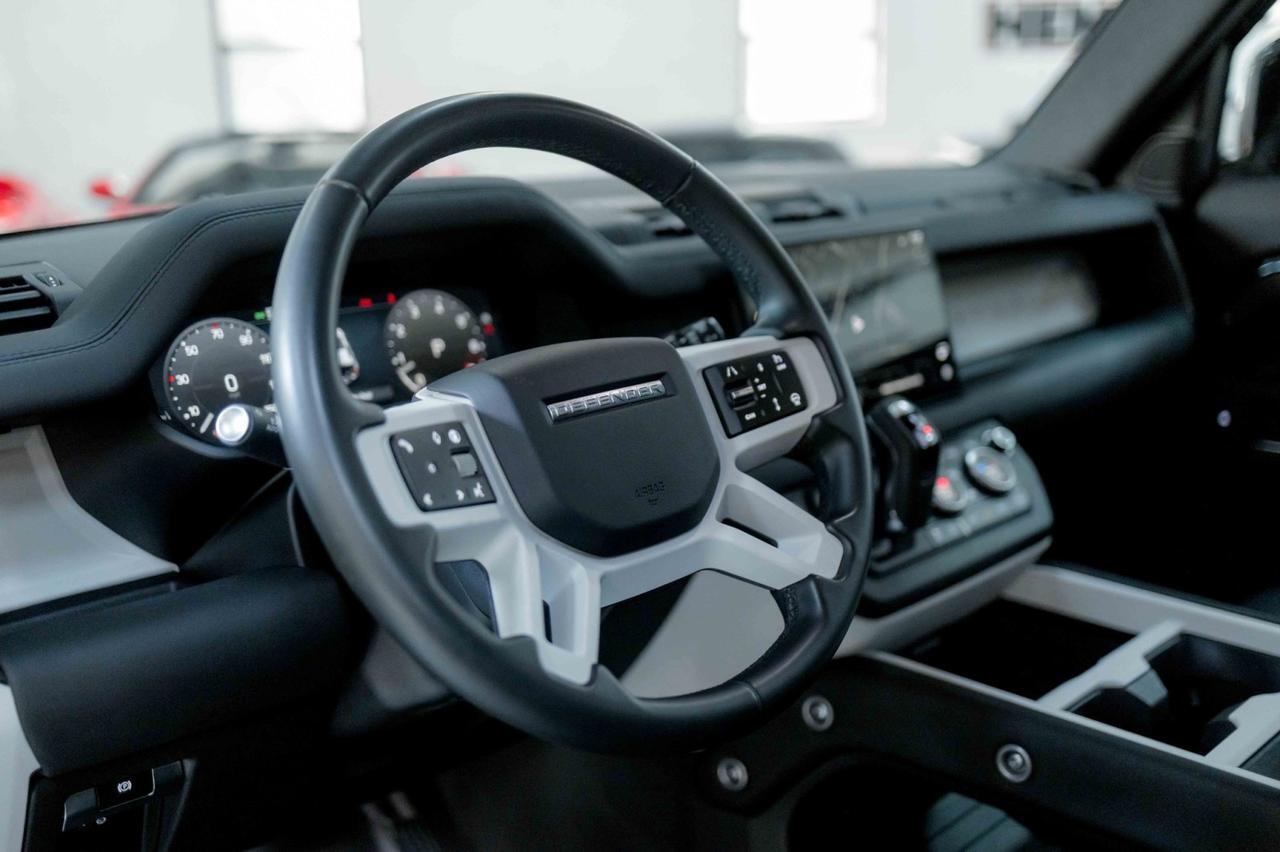 2025 Land Rover Defender 110 S