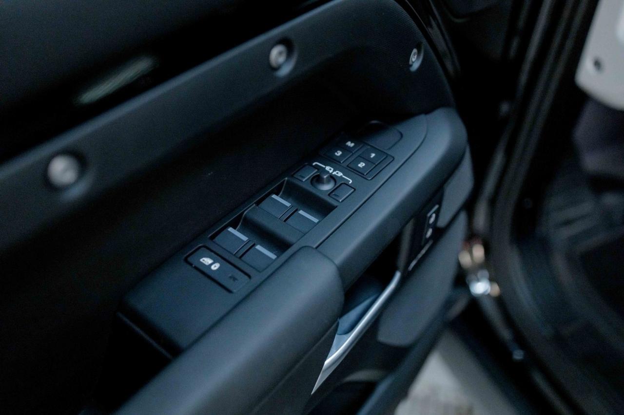 2025 Land Rover Defender 110 S Marietta GA