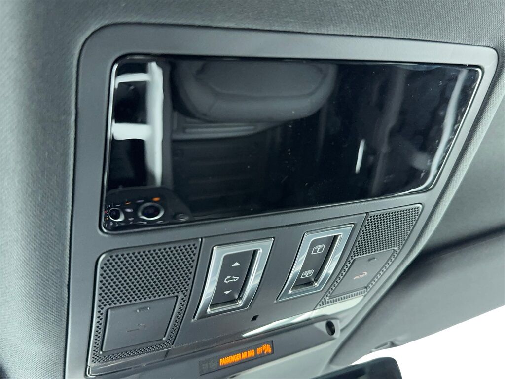 2025 Land Rover Defender 110 S NAV,CAM,PANO,HTD STS,BLIND SPOT,19&quot; WLS Plano TX