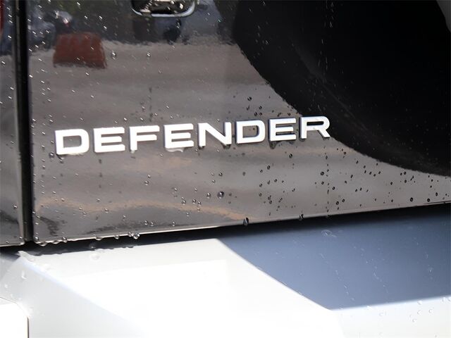 2025 Land Rover Defender 110 S Oshkosh WI