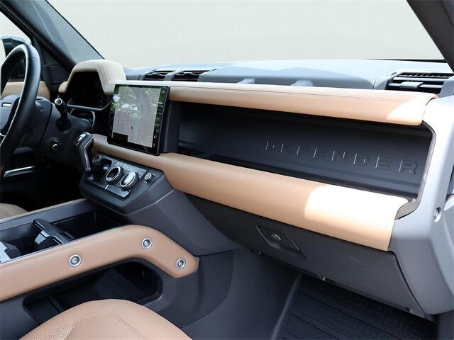 2025 Land Rover Defender 110 S Oshkosh WI