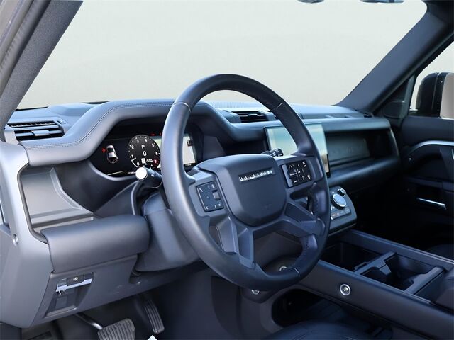 2025 Land Rover Defender 110 S Oshkosh WI