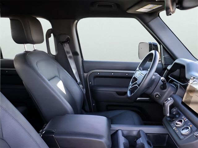 2025 Land Rover Defender 110 S Oshkosh WI