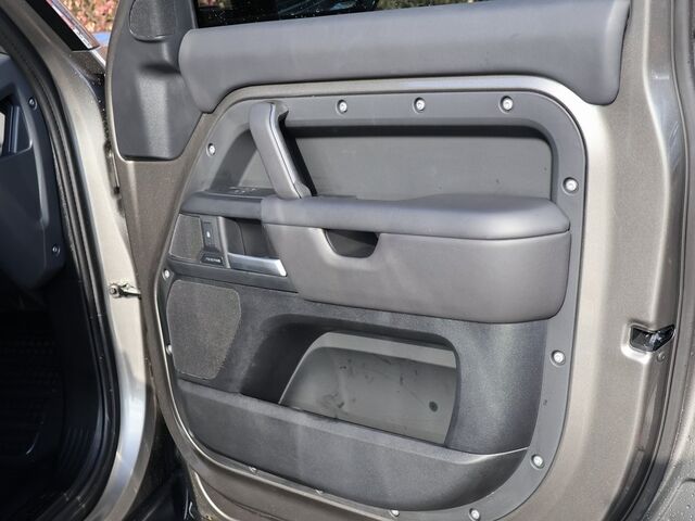 2025 Land Rover Defender 110 S Oshkosh WI