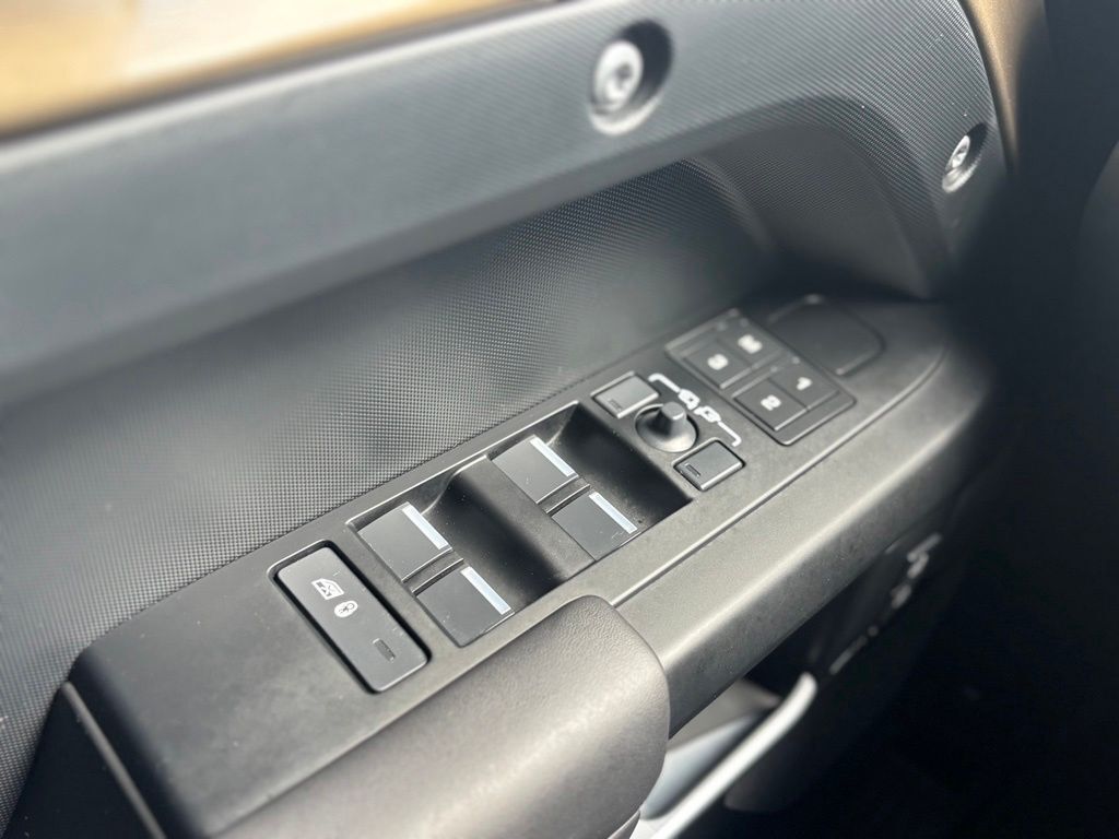 2025 Land Rover Defender 110 S Tucson AZ