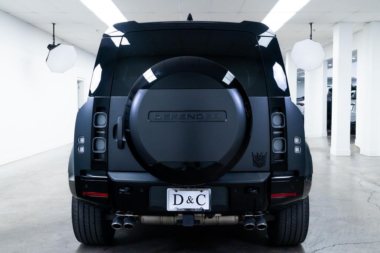 2025 Land Rover Defender 110 V8 1 Owner Vented Seats Portland OR