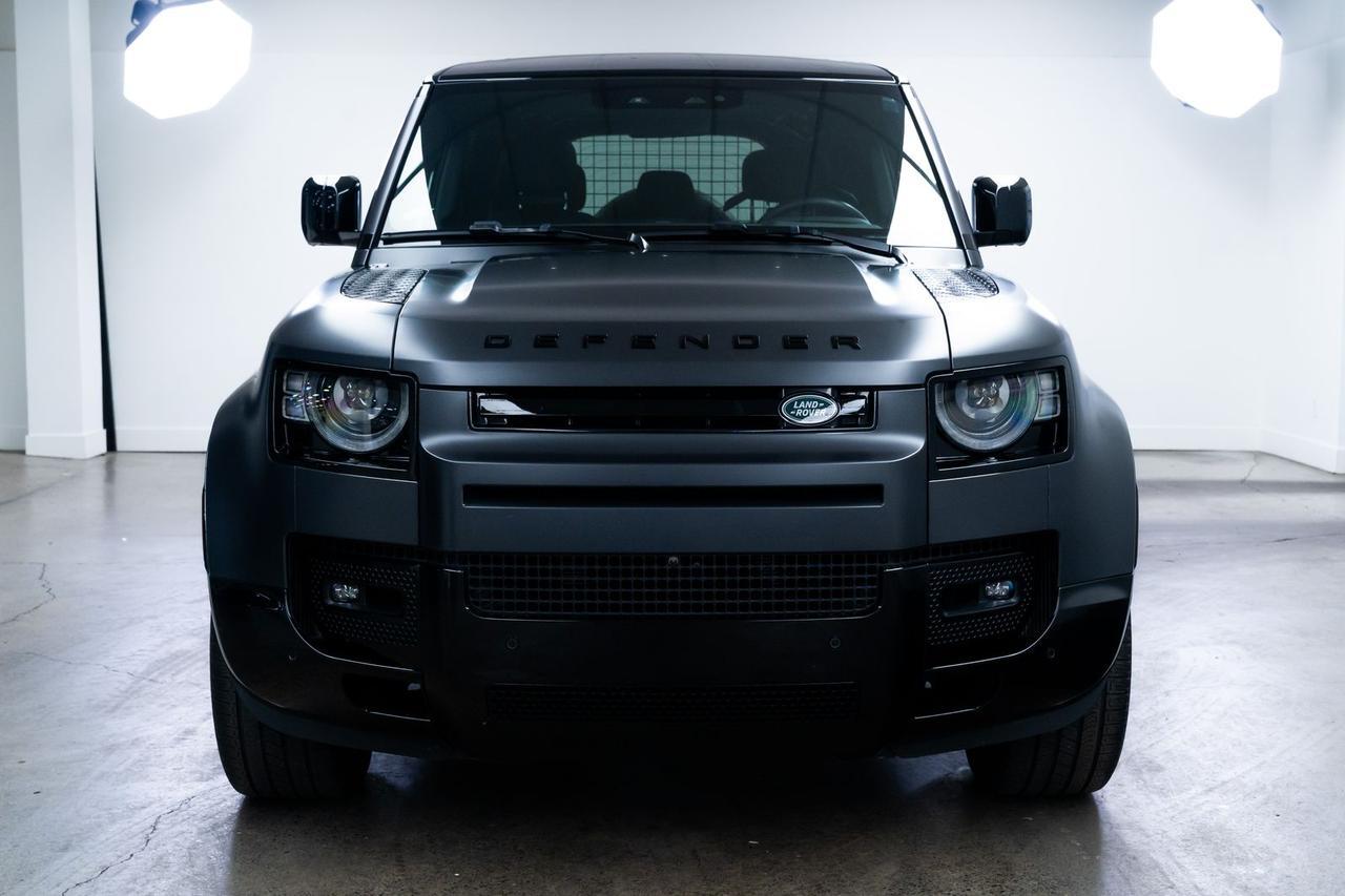 2025 Land Rover Defender 110 V8 1 Owner Vented Seats Portland OR