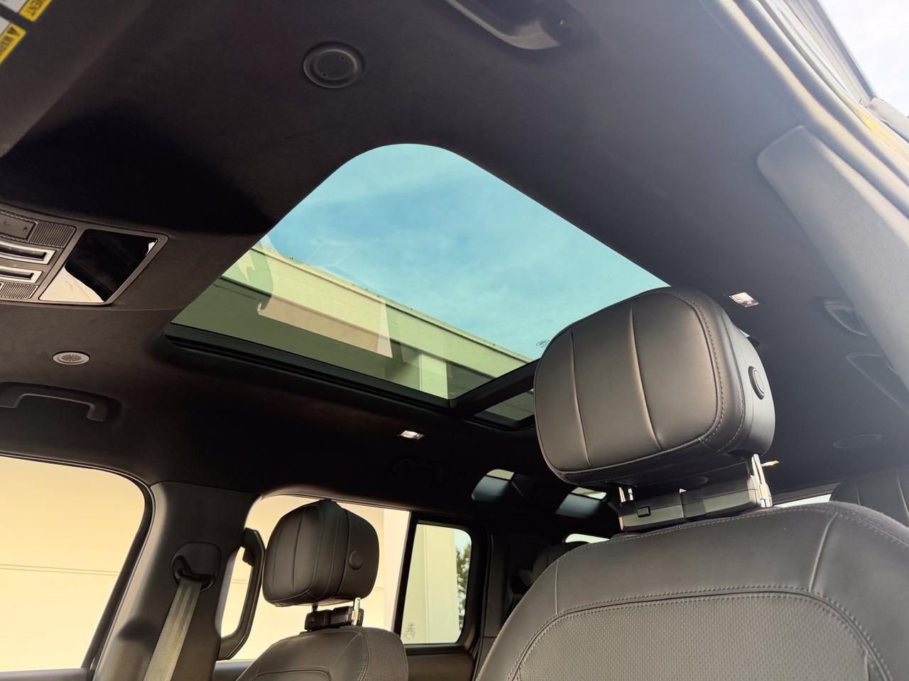 2025 Land Rover Defender 110 V8 Gladstone OR