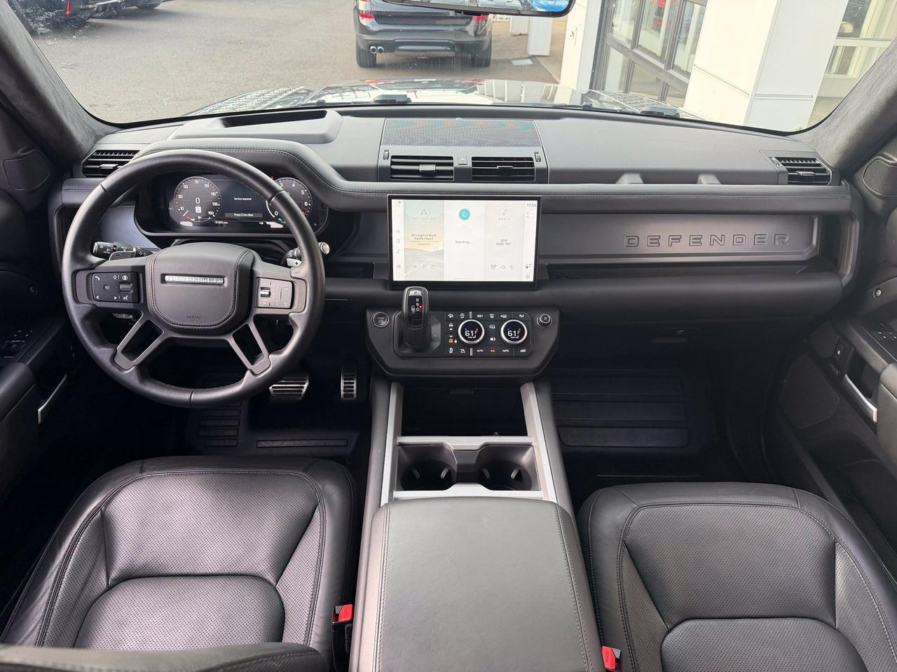 2025 Land Rover Defender 110 V8 Gladstone OR