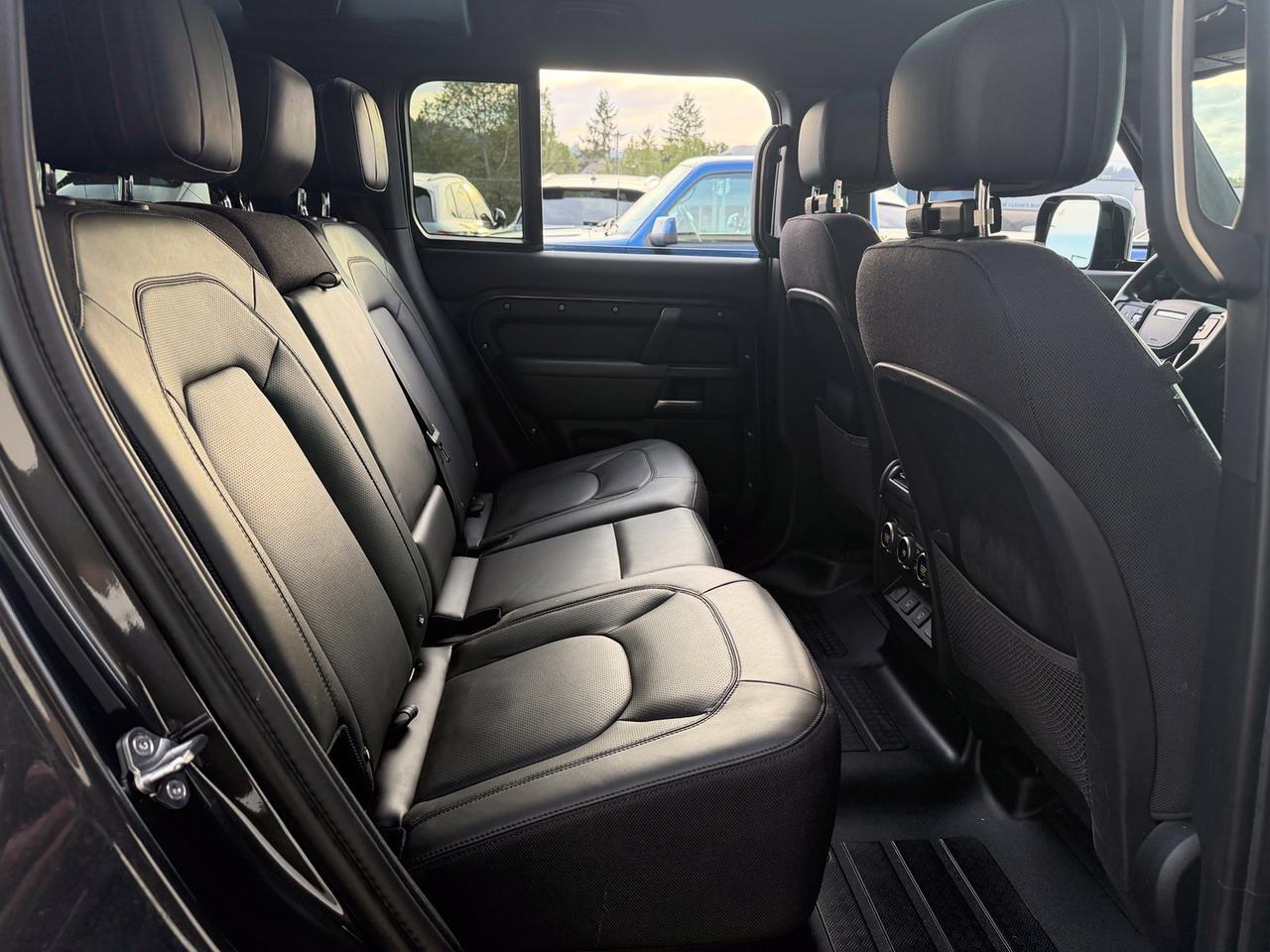 2025 Land Rover Defender 110 V8 Gladstone OR