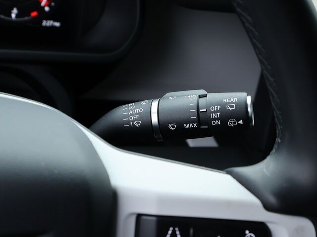 2025 Land Rover Defender 110 X-Dynamic SE Oshkosh WI