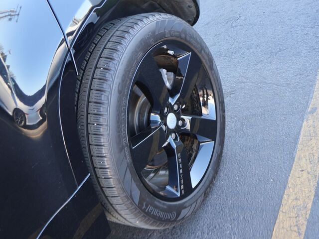 2025 Land Rover Defender 110 X-Dynamic SE v8 Oshkosh WI 2025 Land Rover Defender 110 X-Dynamic SE v8 Oshkosh WI