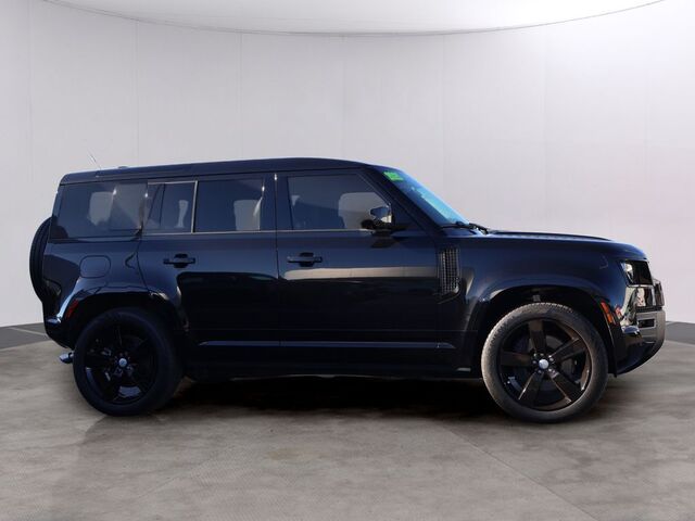 2025 Land Rover Defender 110 X-Dynamic SE v8 Oshkosh WI 2025 Land Rover Defender 110 X-Dynamic SE v8 Oshkosh WI