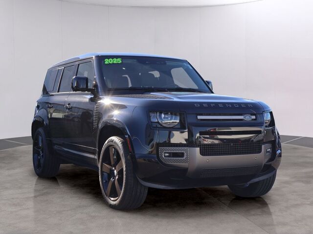 2025 Land Rover Defender 110 X-Dynamic SE v8 Oshkosh WI 2025 Land Rover Defender 110 X-Dynamic SE v8 Oshkosh WI