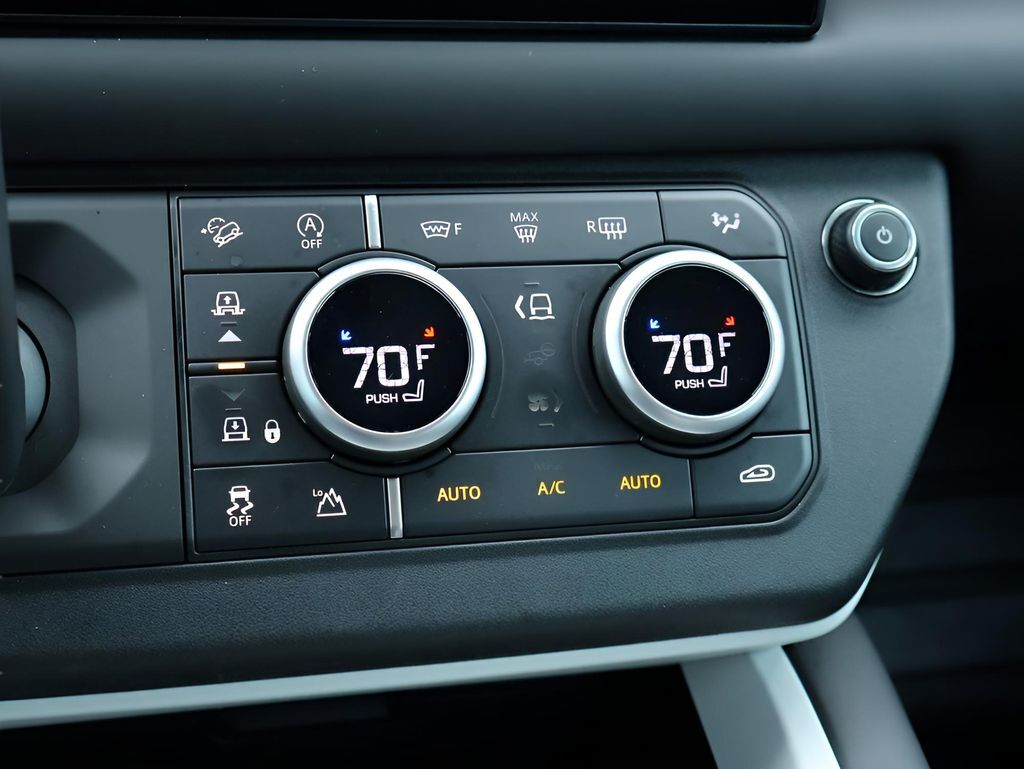 2025 Land Rover Defender 110 X-Dynamic SE v8 San Clemente CA