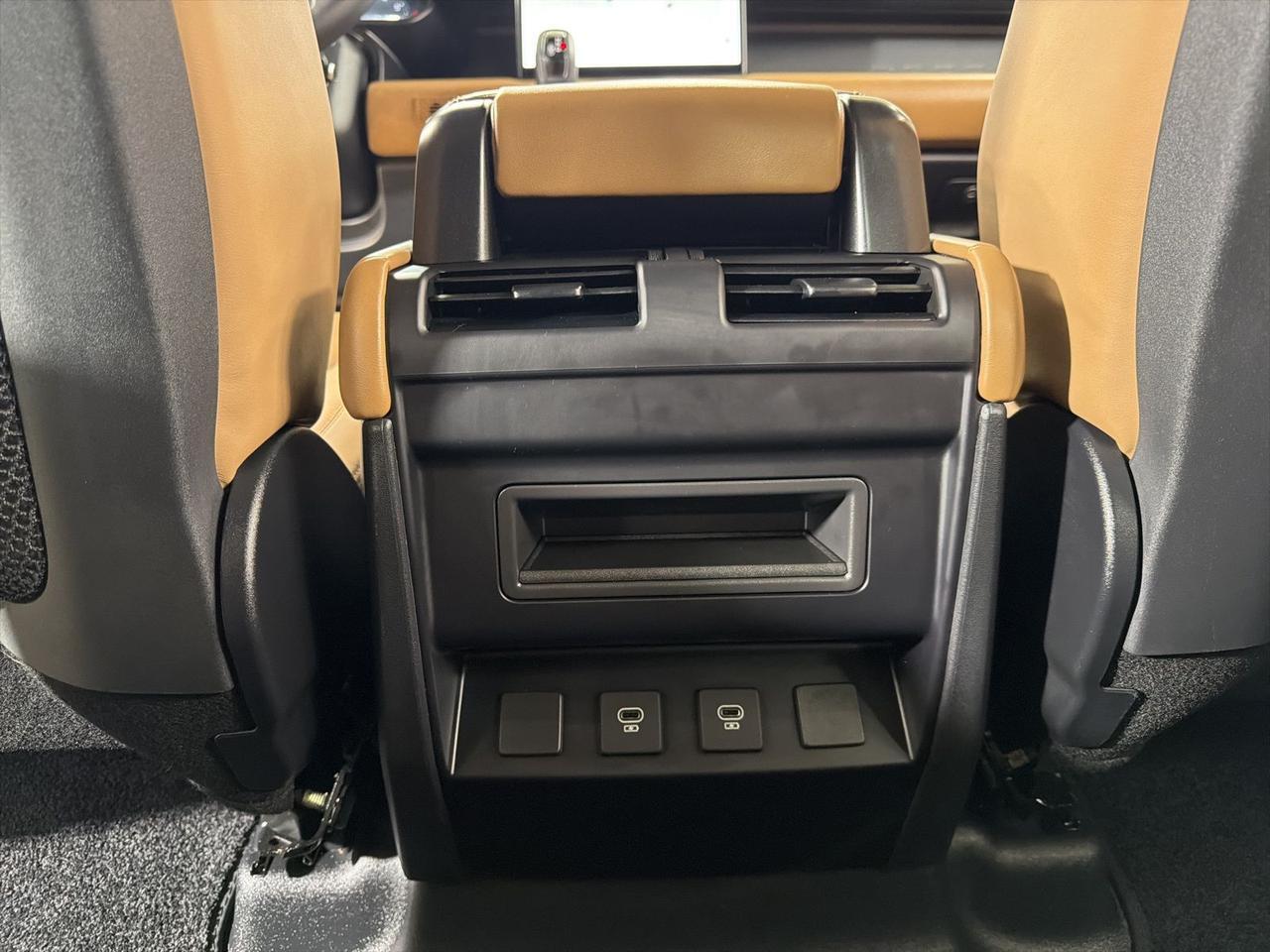 2025 Land Rover Defender 110 X-Dynamic SE Annapolis MD