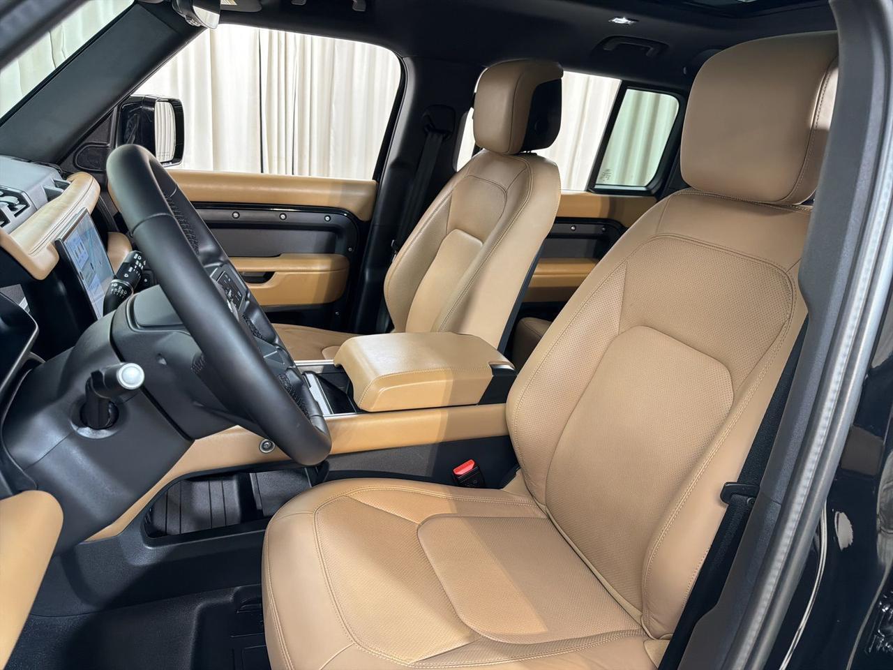 2025 Land Rover Defender 110 X-Dynamic SE Annapolis MD