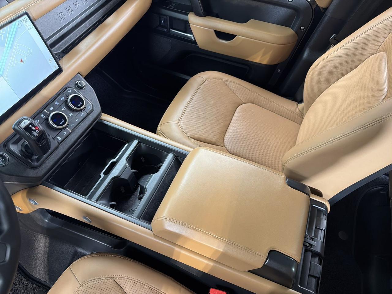 2025 Land Rover Defender 110 X-Dynamic SE Annapolis MD