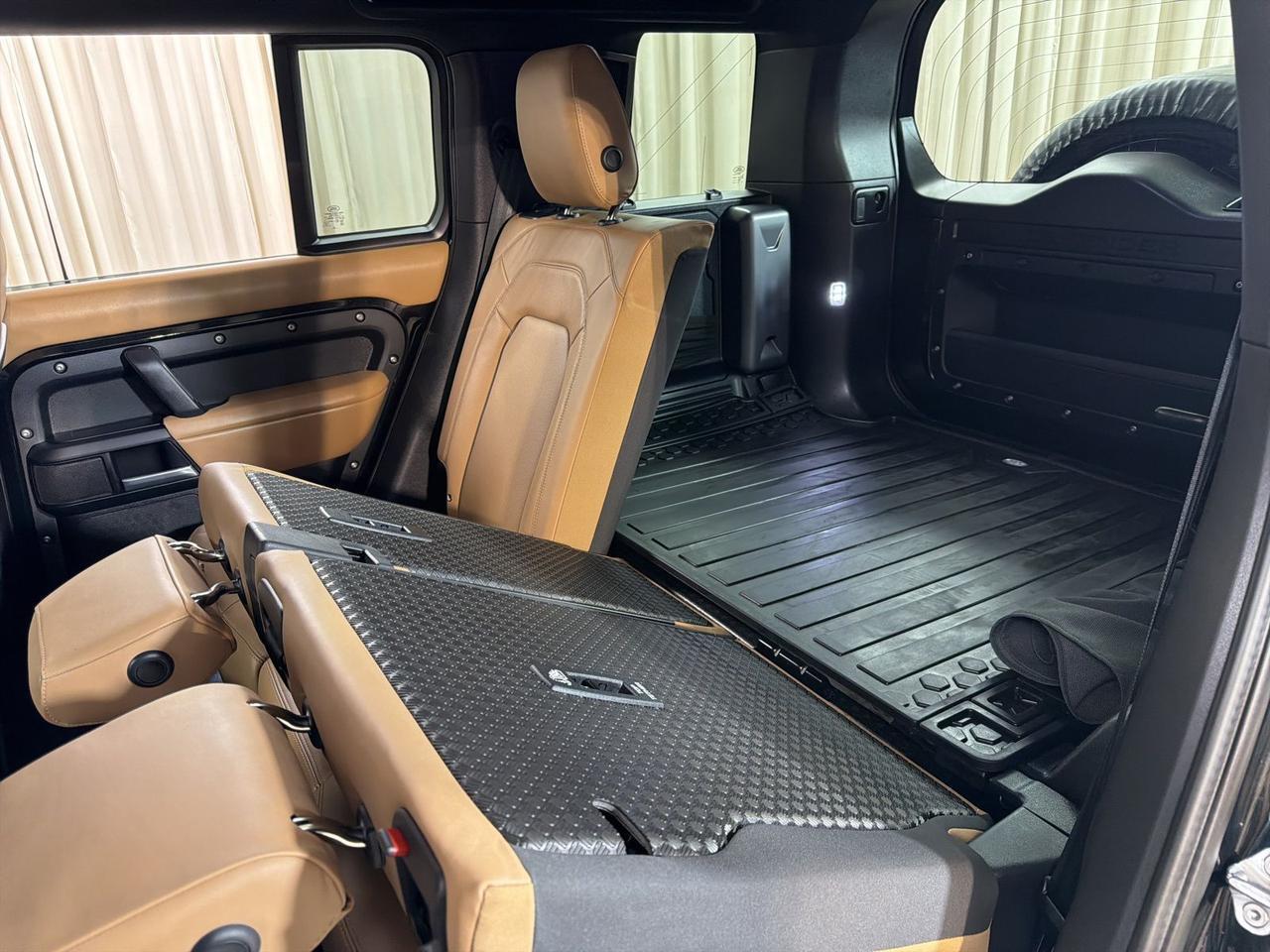 2025 Land Rover Defender 110 X-Dynamic SE Annapolis MD