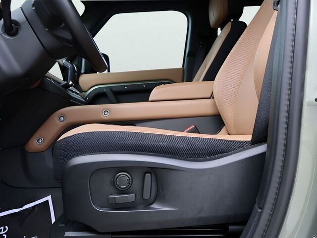 2025 Land Rover Defender 110 X Oshkosh WI