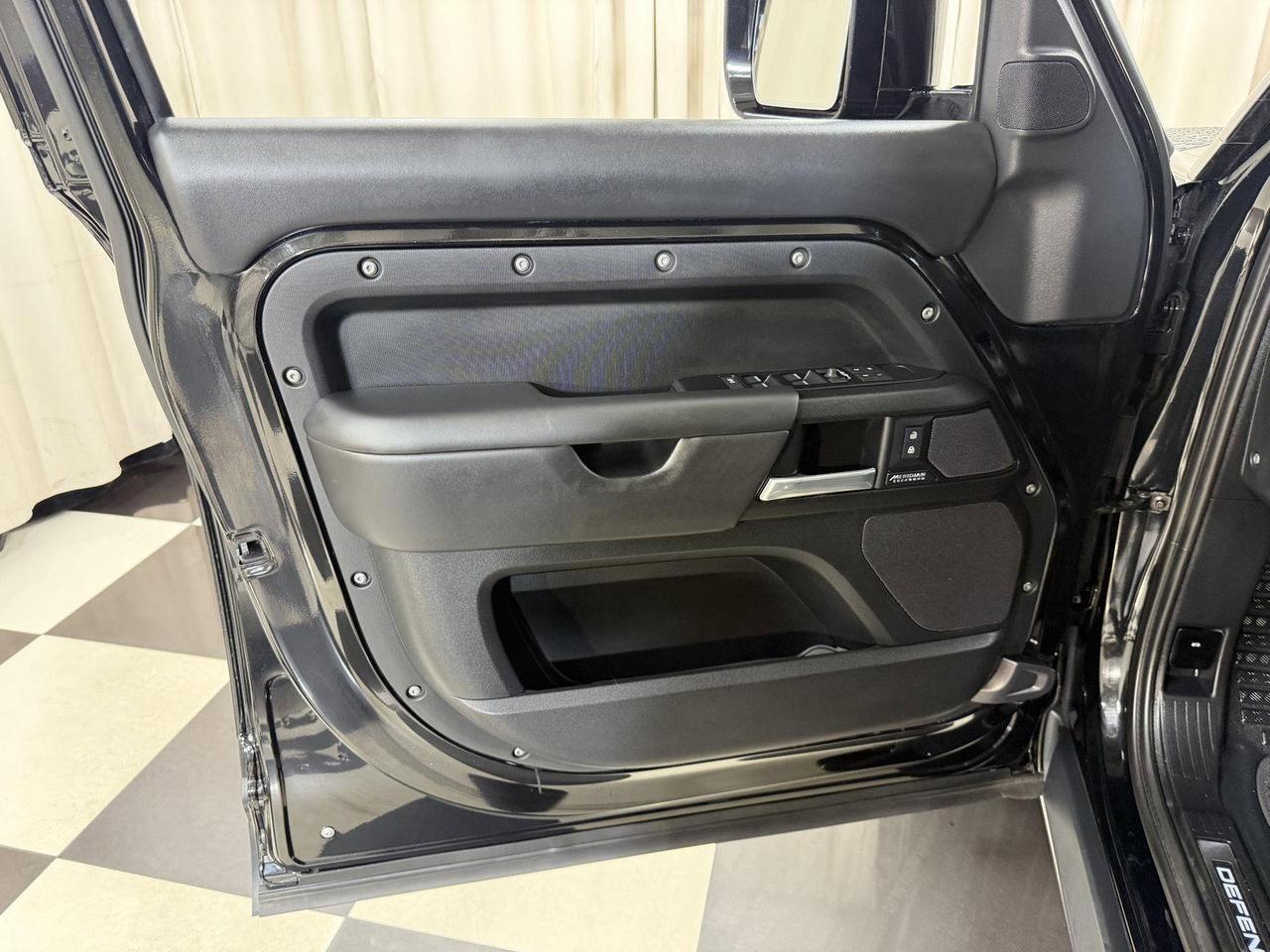 2025 Land Rover Defender 110 X Annapolis MD