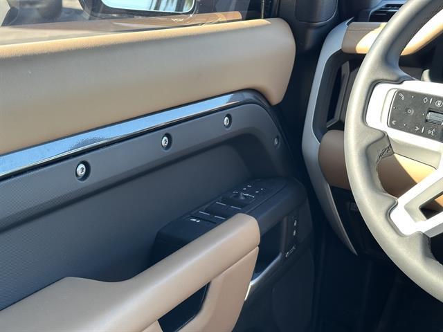2025 Land Rover Defender 130 P400 X-Dynamic SE Tucson AZ