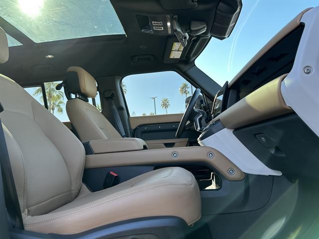 2025 Land Rover Defender 130 P400 X-Dynamic SE Tucson AZ